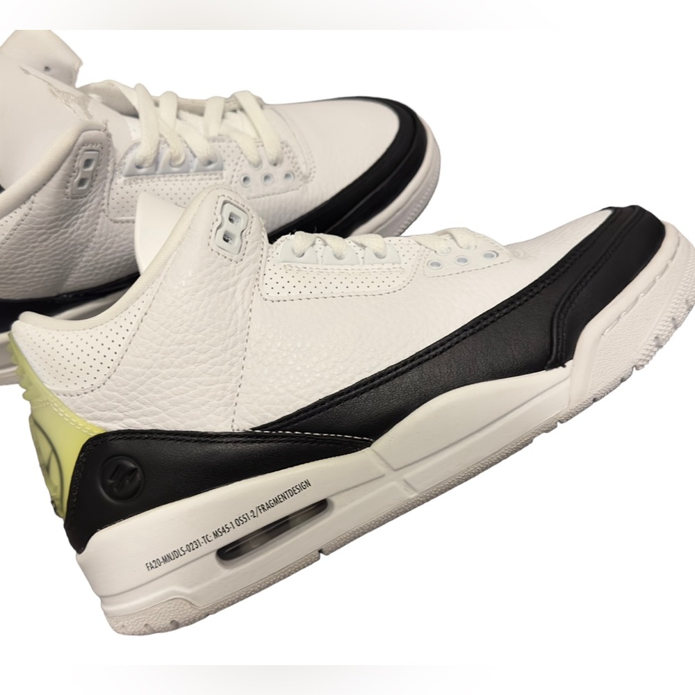 Jordan 3 retro Fragment (yellowing heel tab) Men’s 7/Women’s 9 - Picture 7 of 10